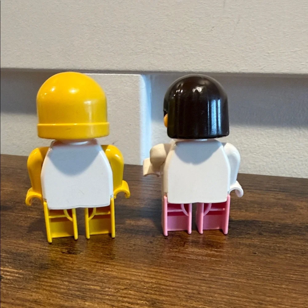 Lego Duplo Mini Figs Figure Kids Toy Figures Set - Yellow and pink